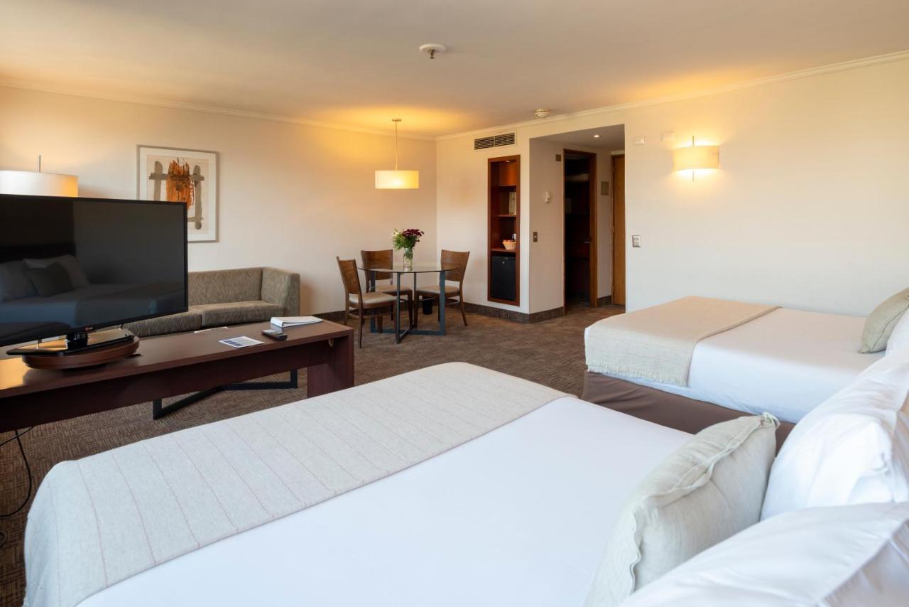 Hotel Director Vitacura Сантяго Екстериор снимка