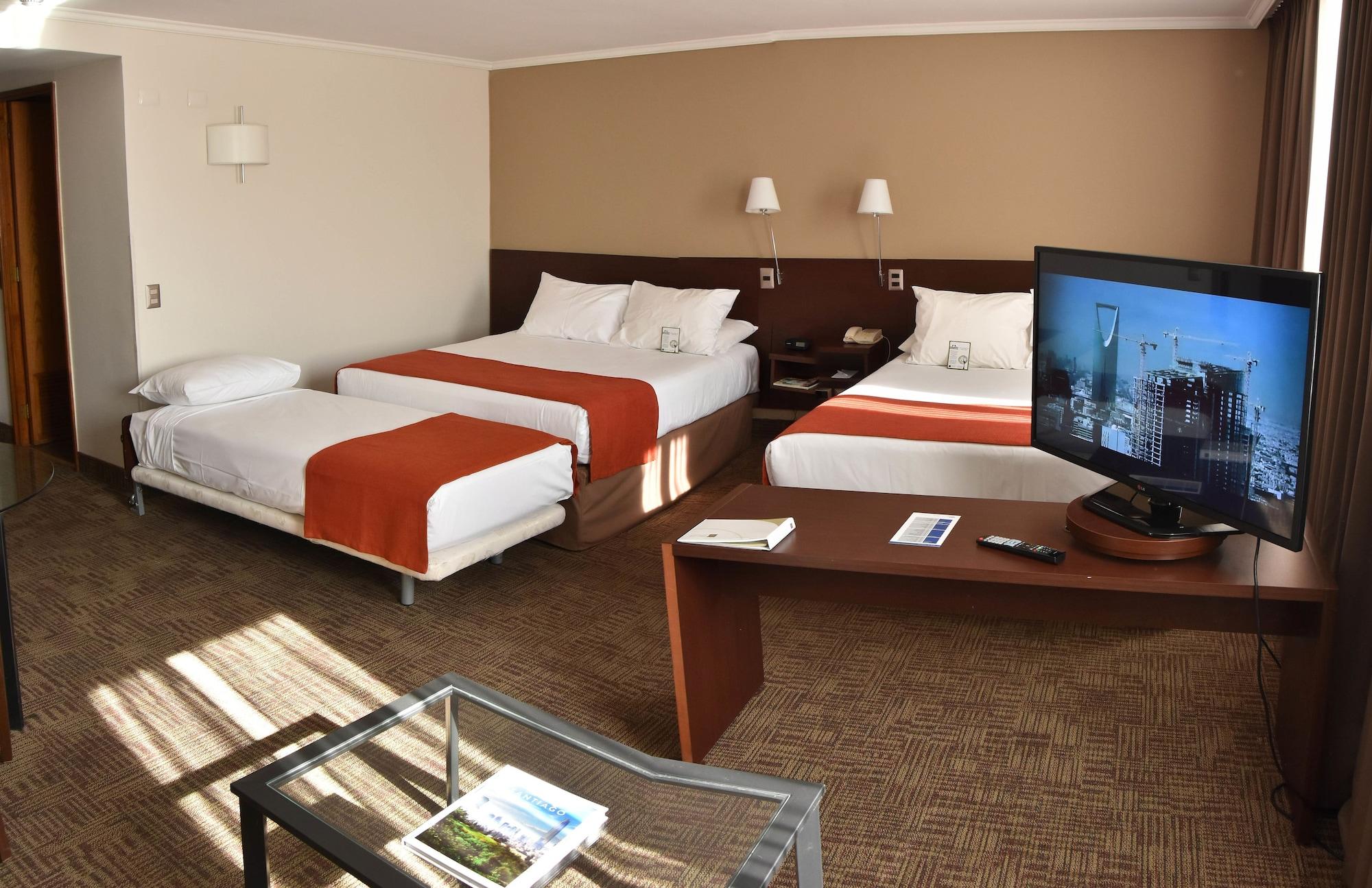 Hotel Director Vitacura Сантяго Екстериор снимка